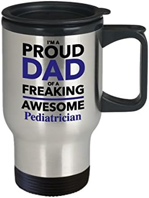 Ponosni tata izmamljenog fenomenalnog pedijatra putovanja šalica kave, Dan očeva poklon za tatu od sina kćeri djeca
