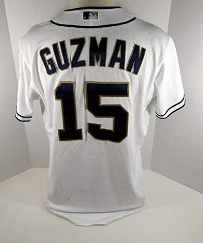 San Diego Padres Isus Guzman 15 Igra je koristio bijeli Jersey - igra korištena MLB dresova